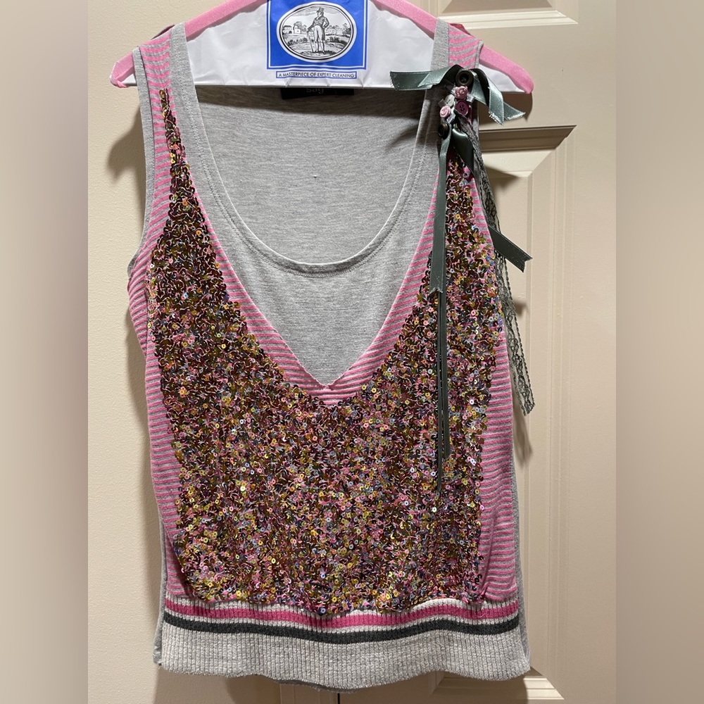 Woman’s top